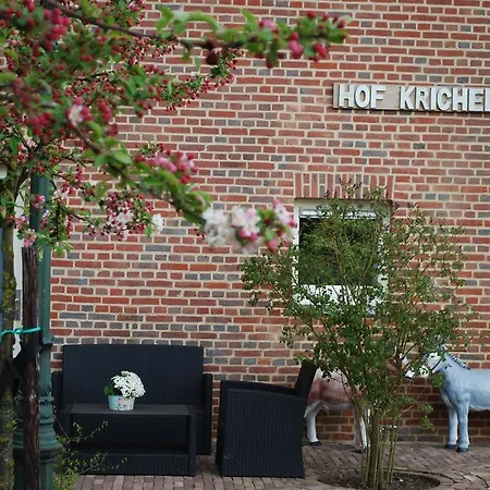 Hof Kricheleberg Apartman *